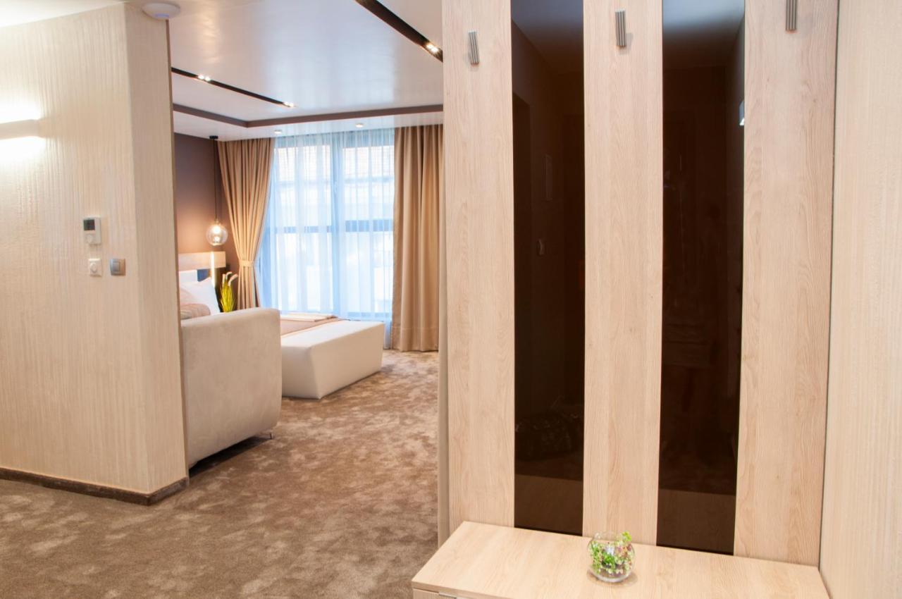 Family Hotel Business Club Shumen Dış mekan fotoğraf