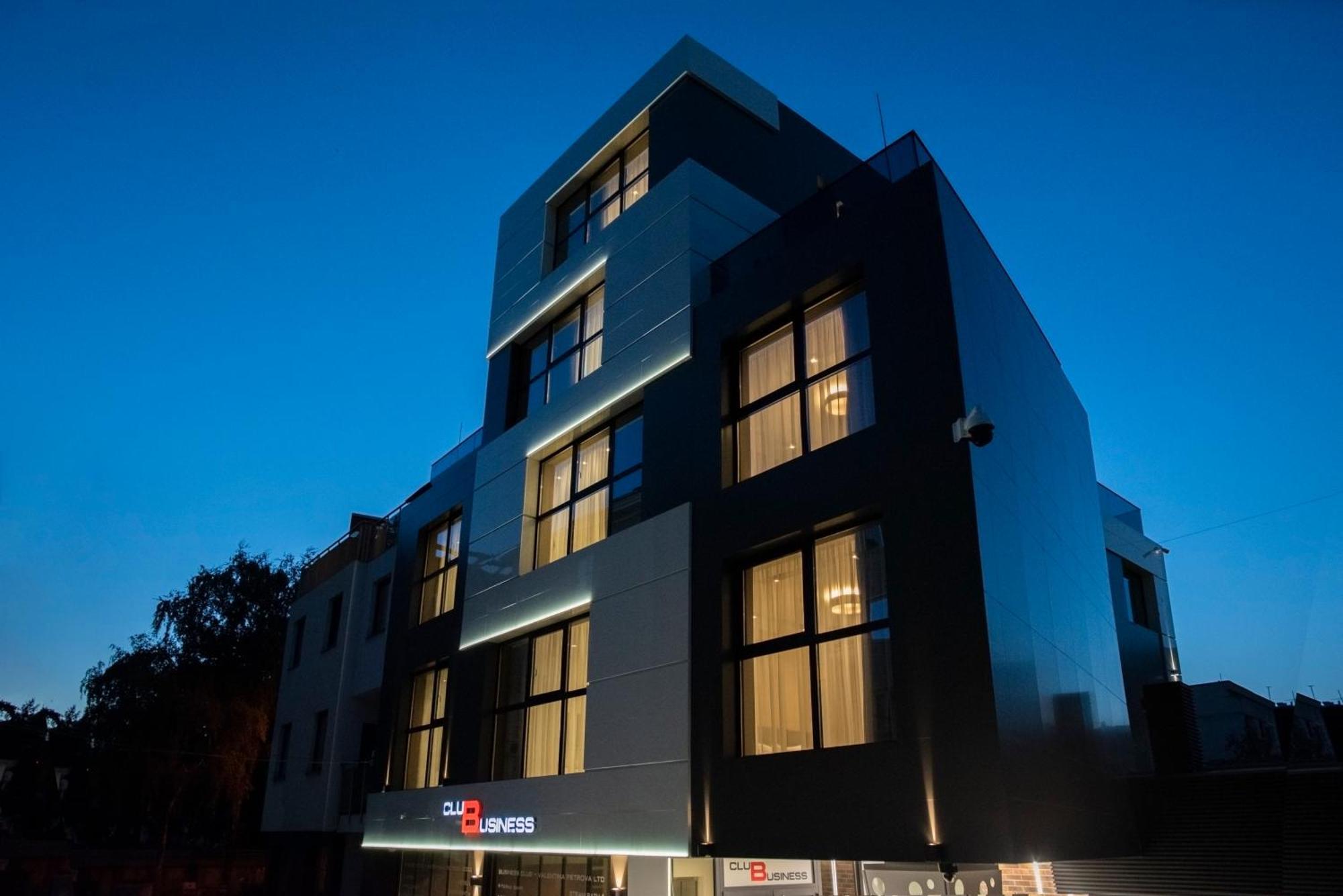 Family Hotel Business Club Shumen Dış mekan fotoğraf