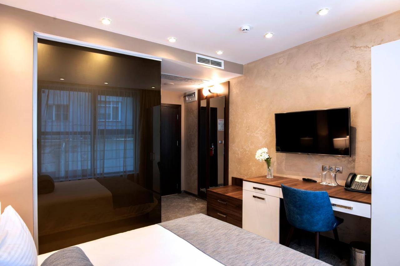Family Hotel Business Club Shumen Dış mekan fotoğraf