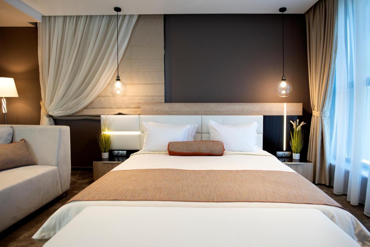 Family Hotel Business Club Shumen Dış mekan fotoğraf