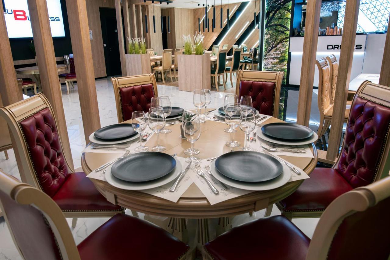 Family Hotel Business Club Shumen Dış mekan fotoğraf
