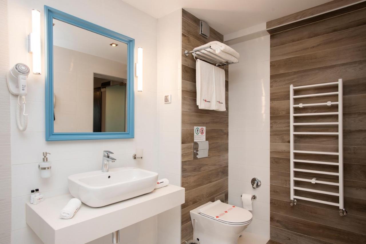 Family Hotel Business Club Shumen Dış mekan fotoğraf