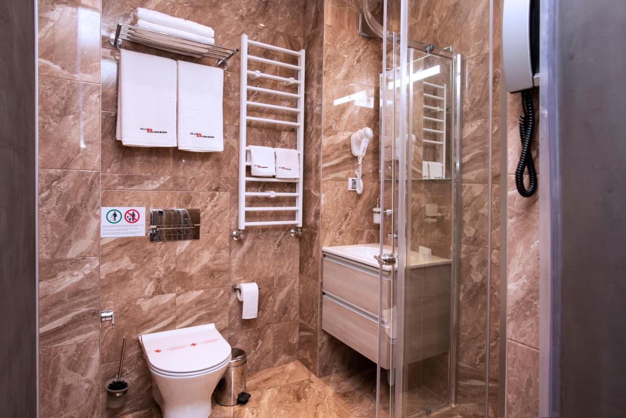 Family Hotel Business Club Shumen Dış mekan fotoğraf