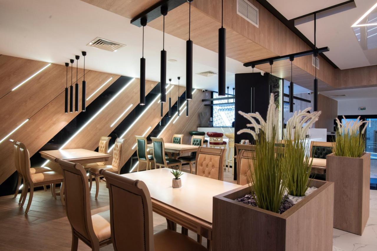 Family Hotel Business Club Shumen Dış mekan fotoğraf